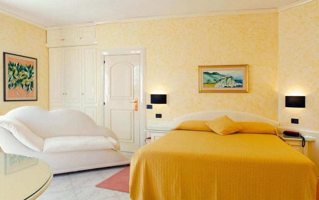 Hotel Villa Leri Monte Colombo Eksteriør bilde